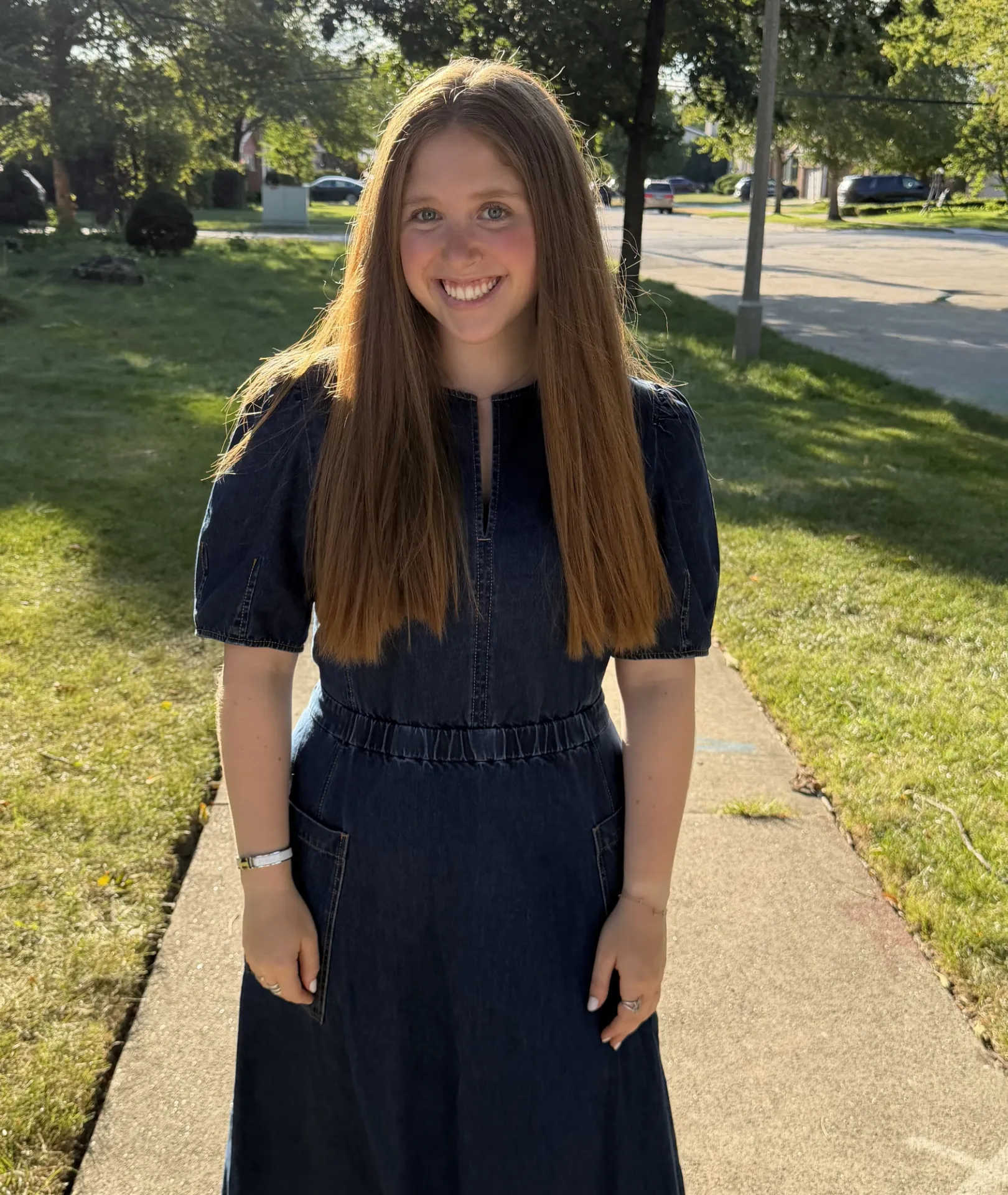 Kayla Kupietzky, Secretary