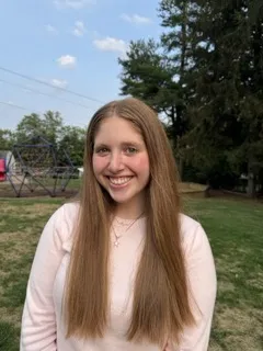 Kayla Kupietzky, Website Committee Director